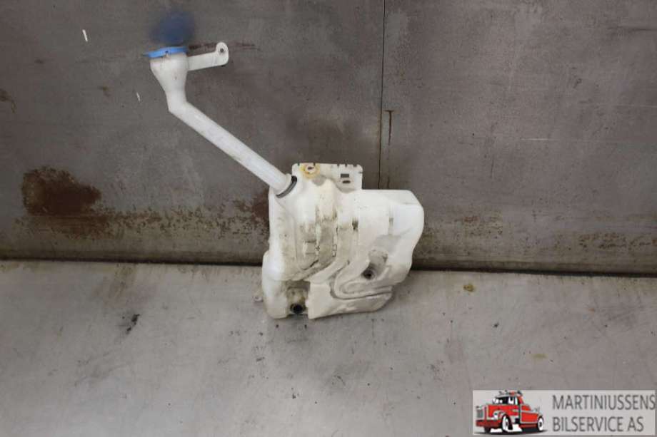 Spylertank til Nissan Qashqai 2007-2010 (Type I, Fase 1)  (NISSAN||28910 JD900)
