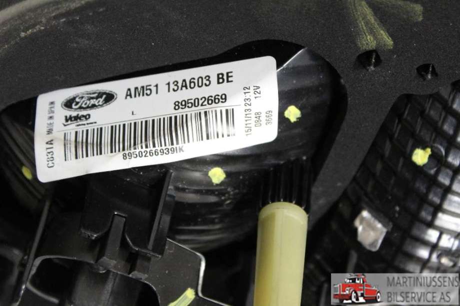Baklykt venstre indre til Ford C-Max 2010-2015 (Type II, Fase 1)  (FORD||89502669)