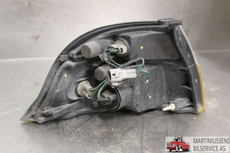 Blinklykt venstre til Toyota Hiace 1996-2001 (Fase 1)  (TOYOTA|)