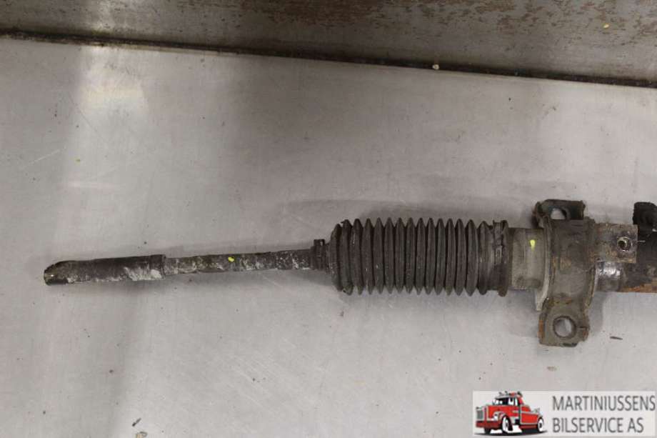 Tannstang til Toyota Hiace 1996-2001 (Fase 1)  (TOYOTA|)