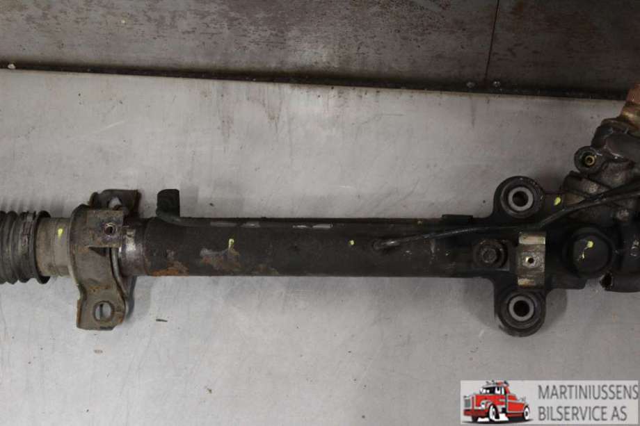 Tannstang til Toyota Hiace 1996-2001 (Fase 1)  (TOYOTA|)