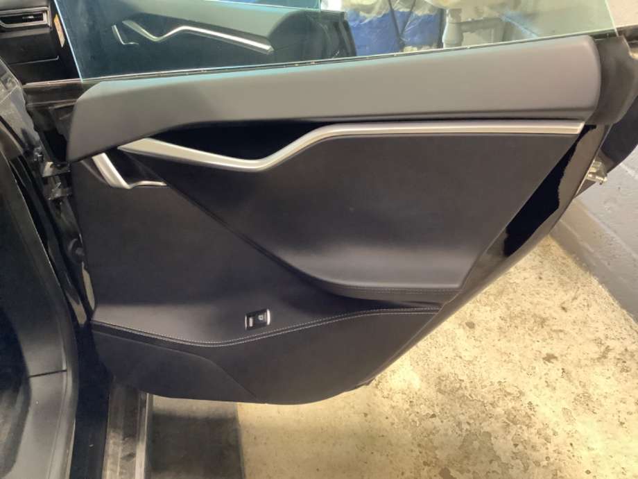 Dørtrekk høyre til Tesla Model S, 2016-2021 (Fase 2)  (TESLA|)