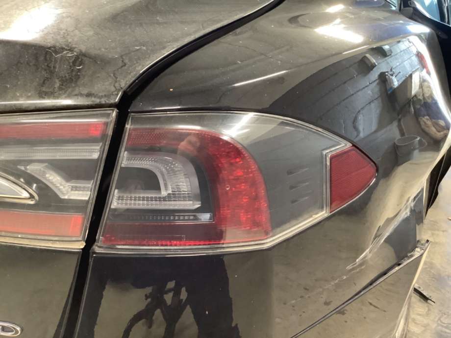 Baklykt høyre til Tesla Model S, 2016-2021 (Fase 2)  (TESLA|)