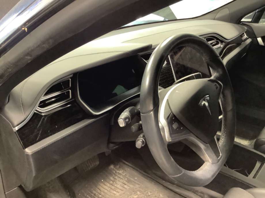 Dashbord til Tesla Model S, 2016-2021 (Fase 2)  (TESLA|)