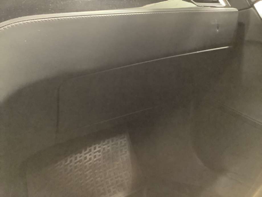 Hanskerom til Tesla Model S, 2016-2021 (Fase 2)  (TESLA|)