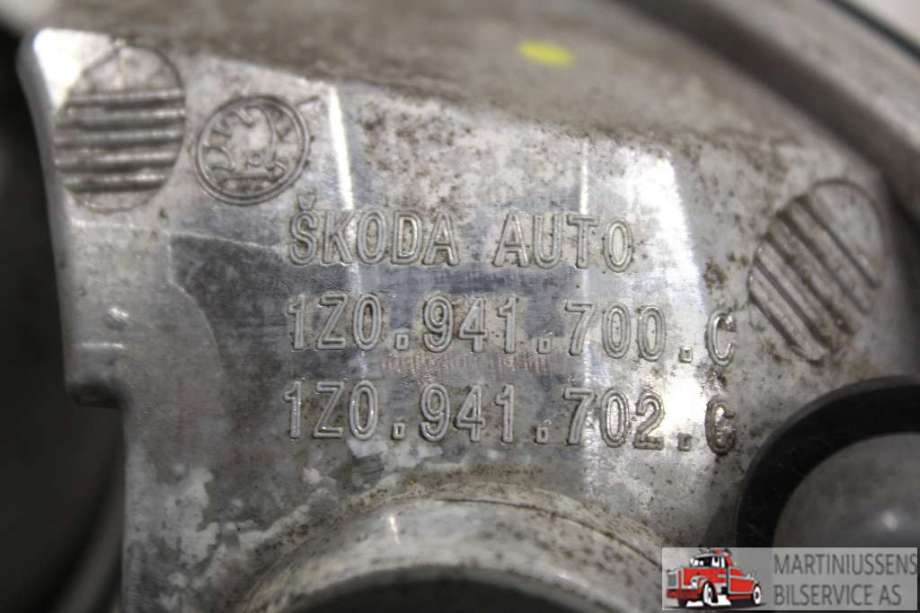 Tåkelykt venstre foran til Škoda Octavia 2009-2013 (Type II, Fase 2)  (SKODA||1Z0 941 700 C)
