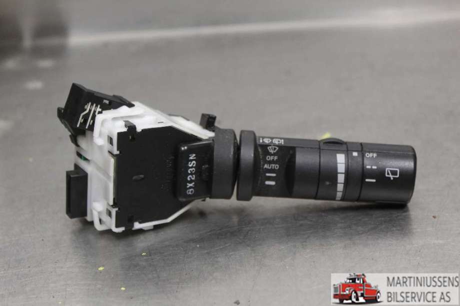 Bryter visker til Nissan Qashqai 2007-2010 (Type I, Fase 1)  (NISSAN|)