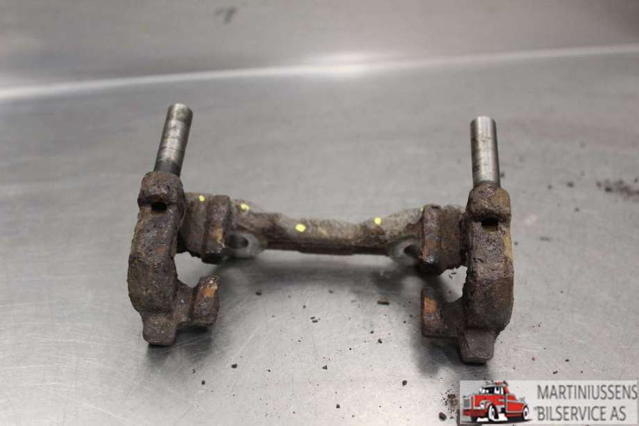 Bremsecaliper brakett til Mercedes C-Klasse, 2007-2011 (Fase 1) (W204) (W204) (MERCEDES|)