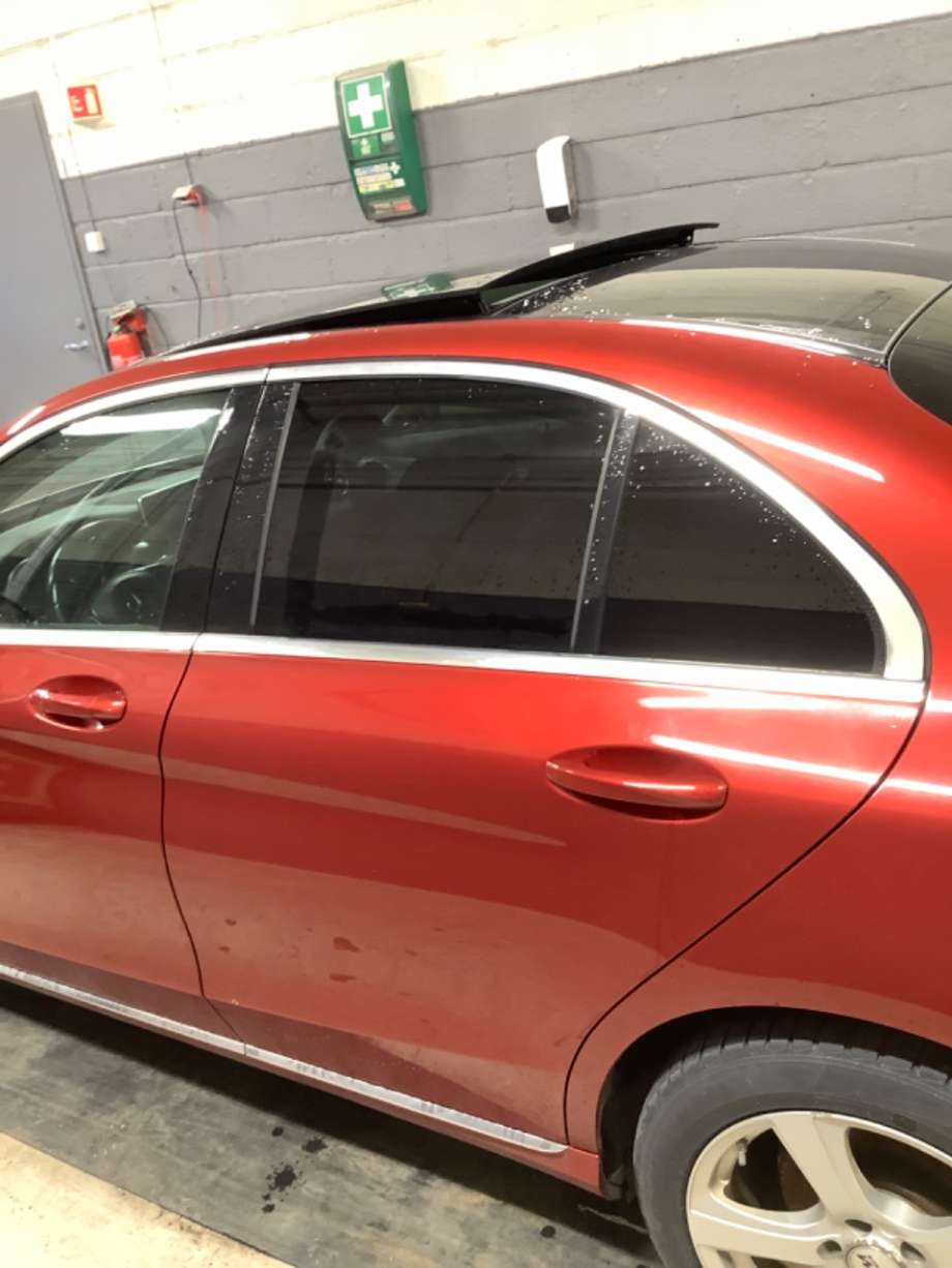 Dør venstre bak til Mercedes C-Klasse, 2014-2018 (Fase 1) (W205) (W205) (MERCEDES|)