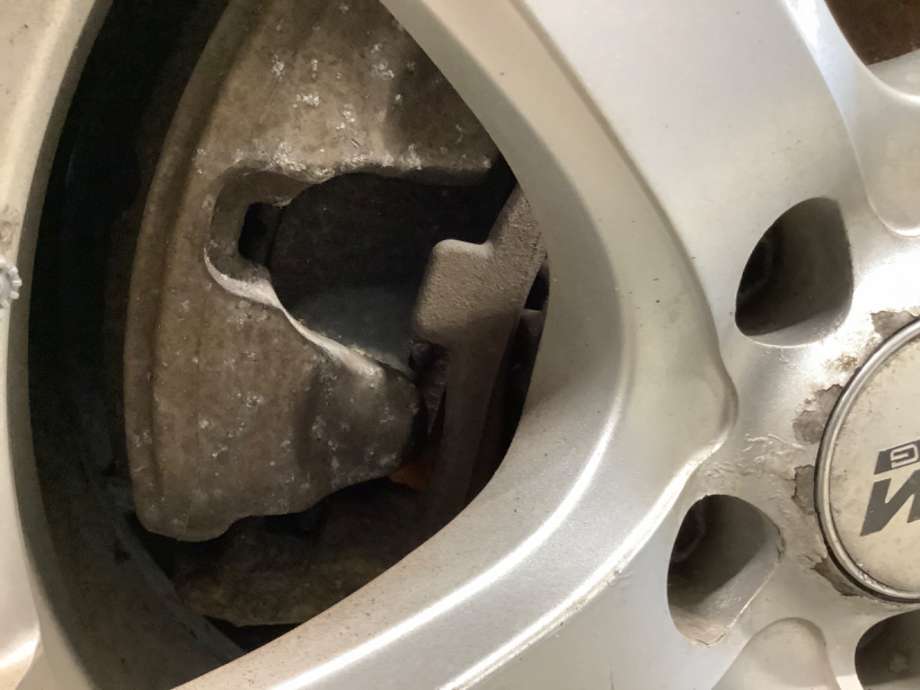 Bremsecaliper høyre foran til Mercedes C-Klasse, 2014-2018 (Fase 1) (W205) (W205) (MERCEDES|)