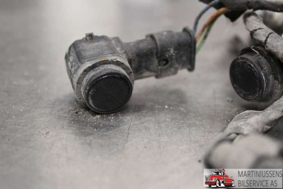 Parkeringssensor bak til Ford Focus 2011-2014 (Type III, Fase 1) (FORD||GK2T-15K859-AAW)