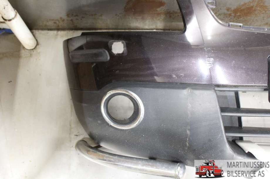 Støtfanger foran til Nissan Qashqai 2007-2010 (Type I, Fase 1)  (NISSAN|)
