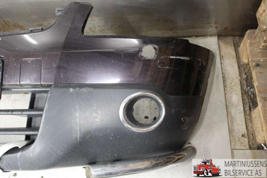 Støtfanger foran til Nissan Qashqai 2007-2010 (Type I, Fase 1)  (NISSAN|)