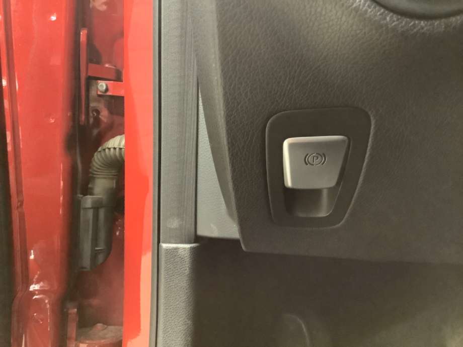 Bryter elektrisk håndbrekk/parkbrems til Mercedes C-Klasse, 2014-2018 (Fase 1) (W205) (W205) (MERCEDES|)