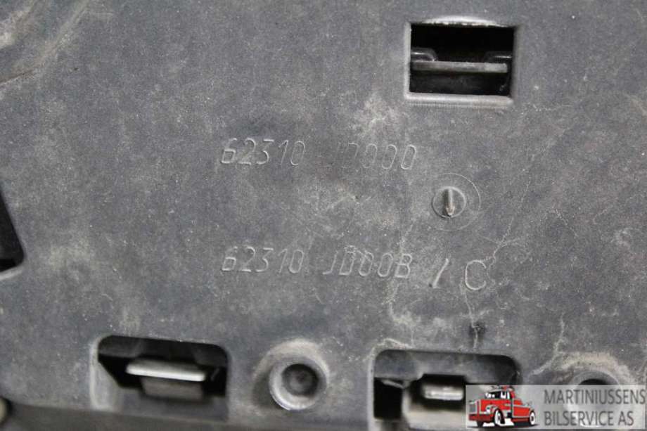 Grill til Nissan Qashqai 2007-2010 (Type I, Fase 1)  (NISSAN||62310 JD000)