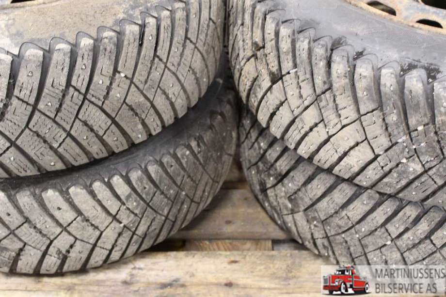 Dekk til Annet Dekk vinter pigg 0-->>  (GOODYEAR|7MM|ULTRAGRIP ICE ARCTIV)