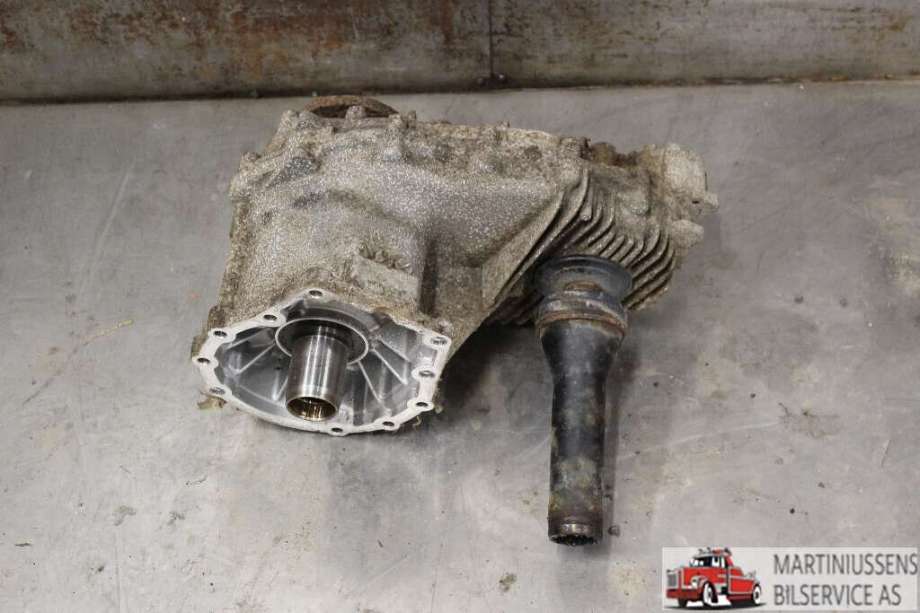 Girkasse 4WD fordelingskasse til VW Amarok, 2016-2022 (Type I, Fase 2)  (VOLKSWAGEN|0BU 341 011 N)