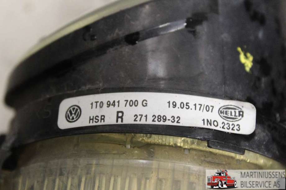 Tåkelykt høyre foran til VW Tiguan 2007-2011 (Type I, Fase 1)  (VOLKSWAGEN||1T0 941 700 G)