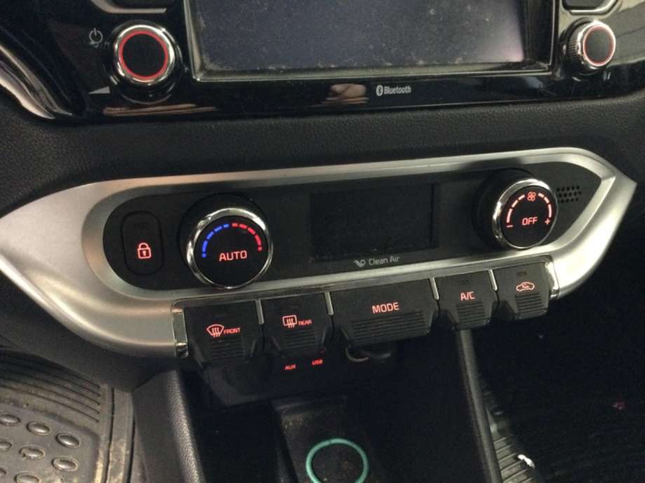 Varmeapparat betjening til Kia Rio, 2011-2017 Type III  (KIA|)