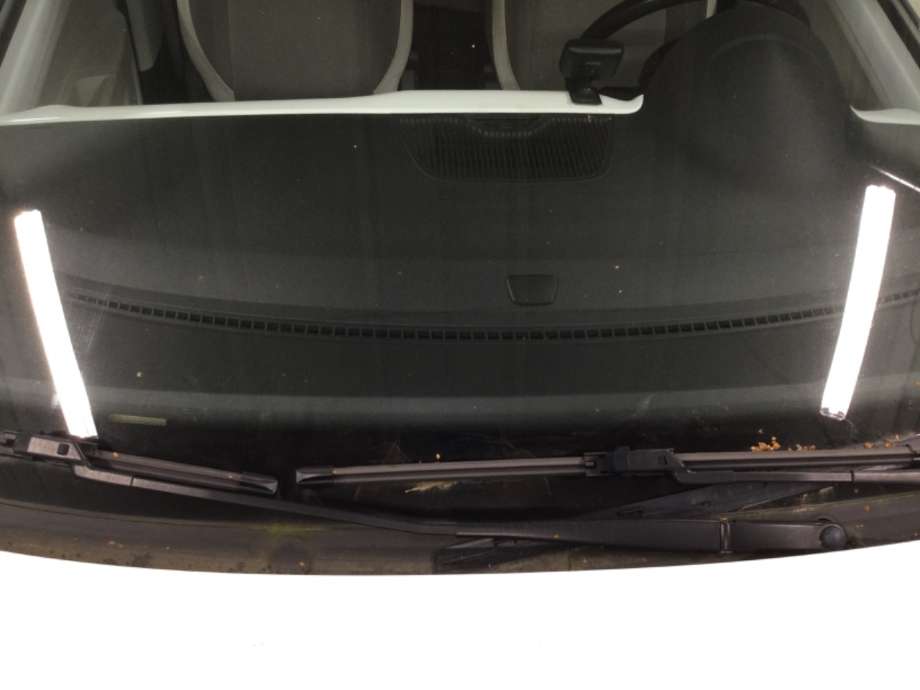 Viskerarmer frontrute til VW E-Up, 2013-2019  (VOLKSWAGEN|)