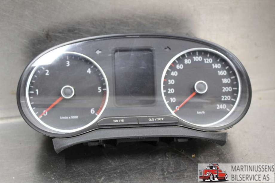Speedometer til VW Amarok, 2016-2022 (Type I, Fase 2)  (VOLKSWAGEN|)