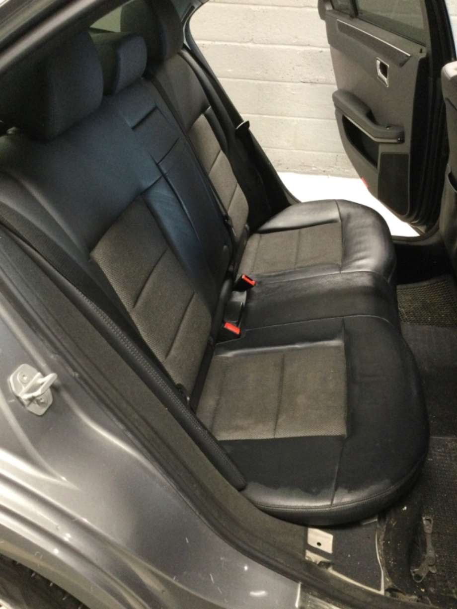 Sete bak til Mercedes E-Klasse, 2009-2013 (Fase 1) (W212) (W212) (MERCEDES|)