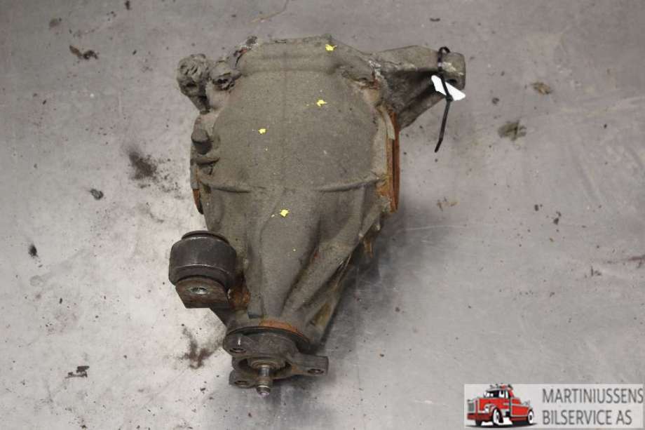 Kardang klokke bak til Mercedes E-Klasse, 2009-2013 (Fase 1) (W212) (W212) (MERCEDES|A 204 350 01 14)