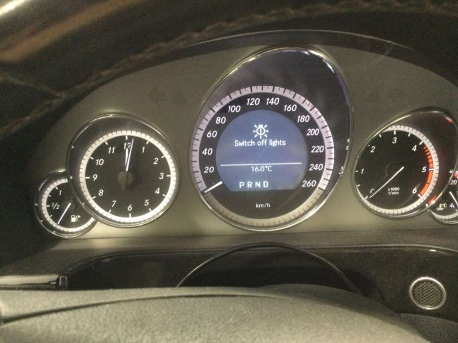 Speedometer til Mercedes E-Klasse, 2009-2013 (Fase 1) (W212) (W212) (MERCEDES|)