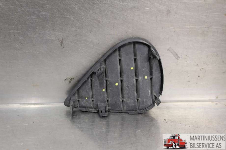 Grill venstre til Toyota Yaris 2012-2014 (Type III, Fase 1)  (TOYOTA||81482-0D200)