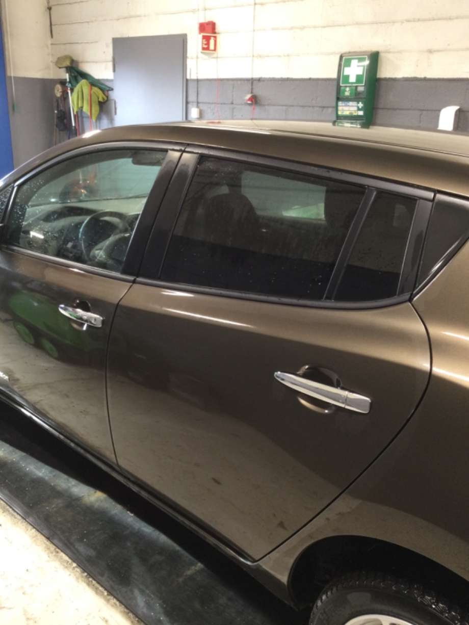 Dør venstre bak til Nissan Leaf, 2011-2017 (Type I)  (NISSAN|)