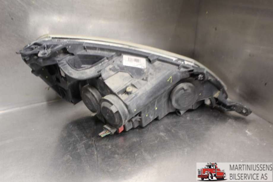 Frontlykt venstre halogen til Citroën Jumpy 2007-2016 (Type II)  (CITROEN||39902605)
