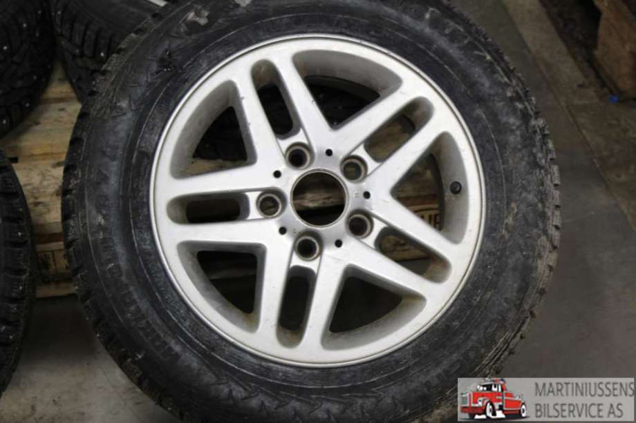 Motorfeste til BMW 3-Serie 1998-2005 (E46) (E46) (BMW|5X120 ET42|5X120|1095368)