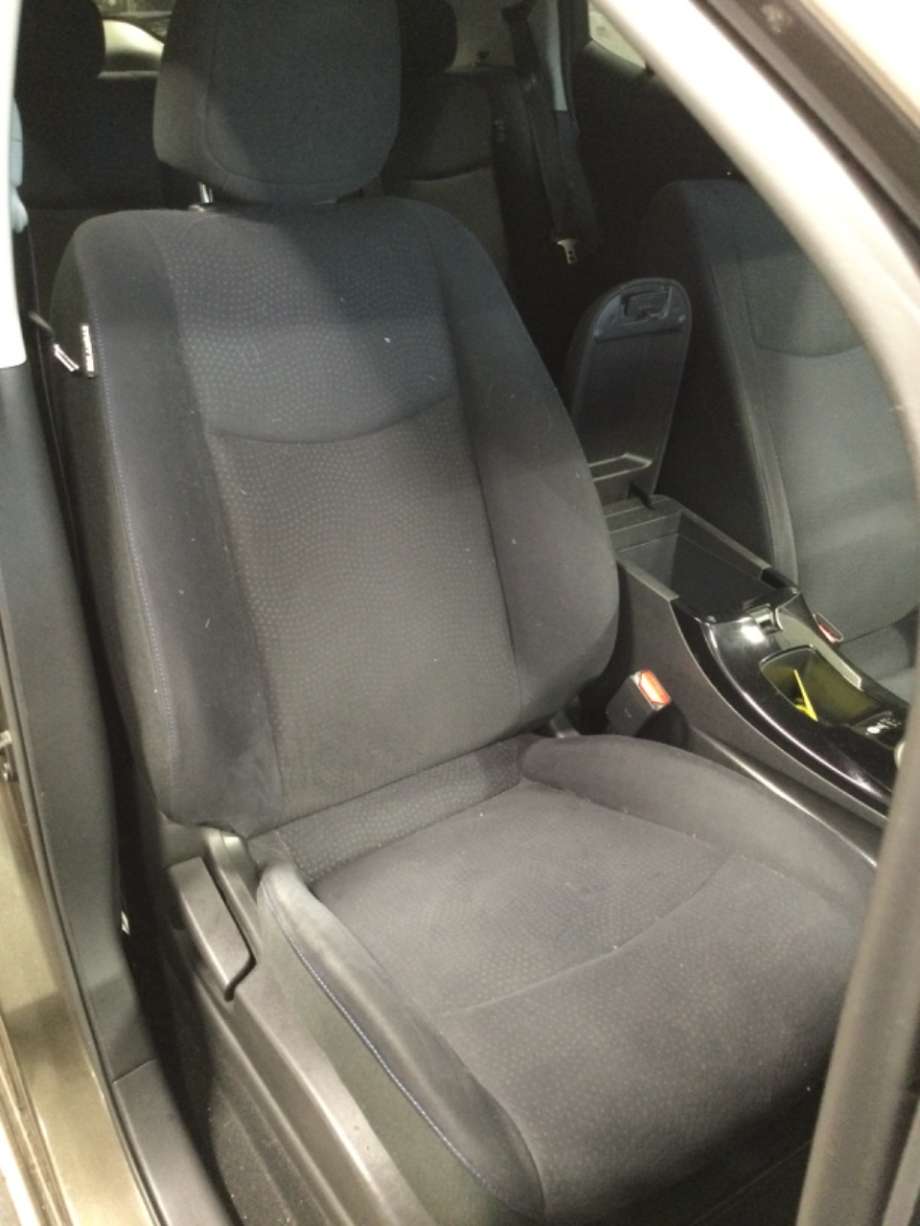 Sete foran høyre til Nissan Leaf, 2011-2017 (Type I)  (NISSAN|)