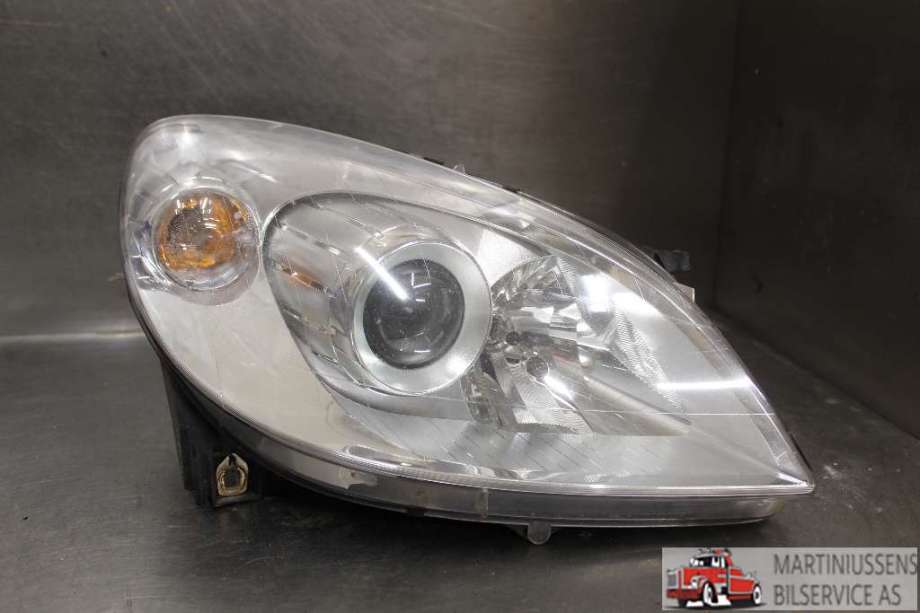Frontlykt høyre halogen til Mercedes B-Klasse, 2005-2008 (Fase 1) (W245) (W245) (MERCEDES|)