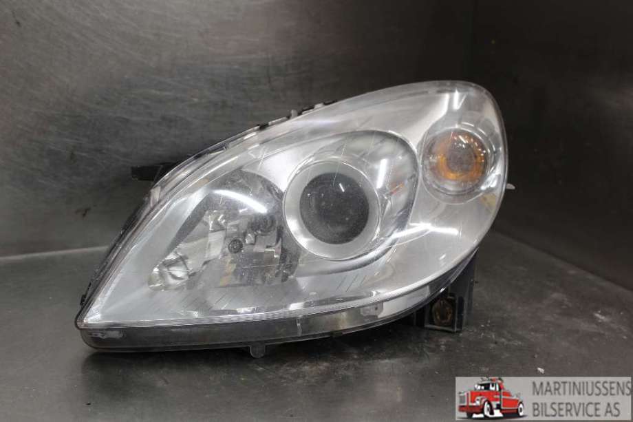 Frontlykt venstre halogen til Mercedes B-Klasse, 2005-2008 (Fase 1) (W245) (W245) (MERCEDES|)