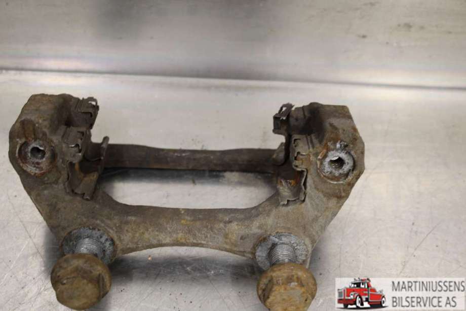 Bremsecaliper brakett til Mercedes Vito 2014-->> (W447) (W447) (MERCEDES|)