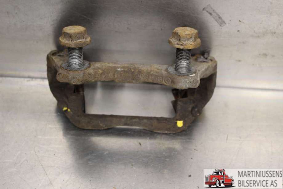 Bremsecaliper brakett til Mercedes Vito 2014-->> (W447) (W447) (MERCEDES|)