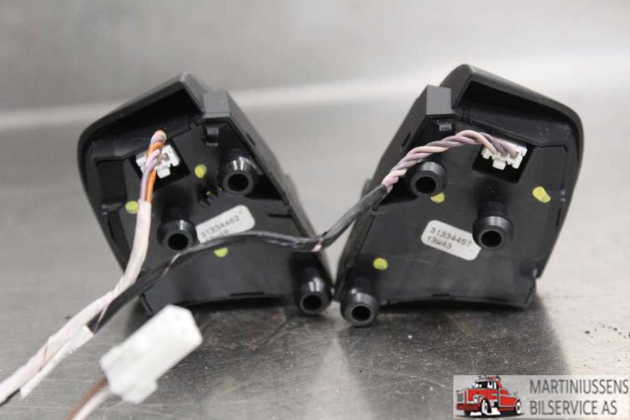 Bryter diverse til Volvo V40 2012-2019  (VOLVO||31334462|31334457)