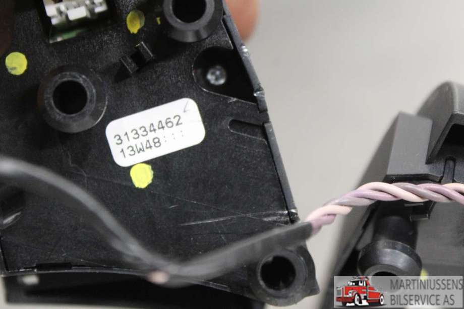 Bryter diverse til Volvo V40 2012-2019  (VOLVO||31334462|31334457)