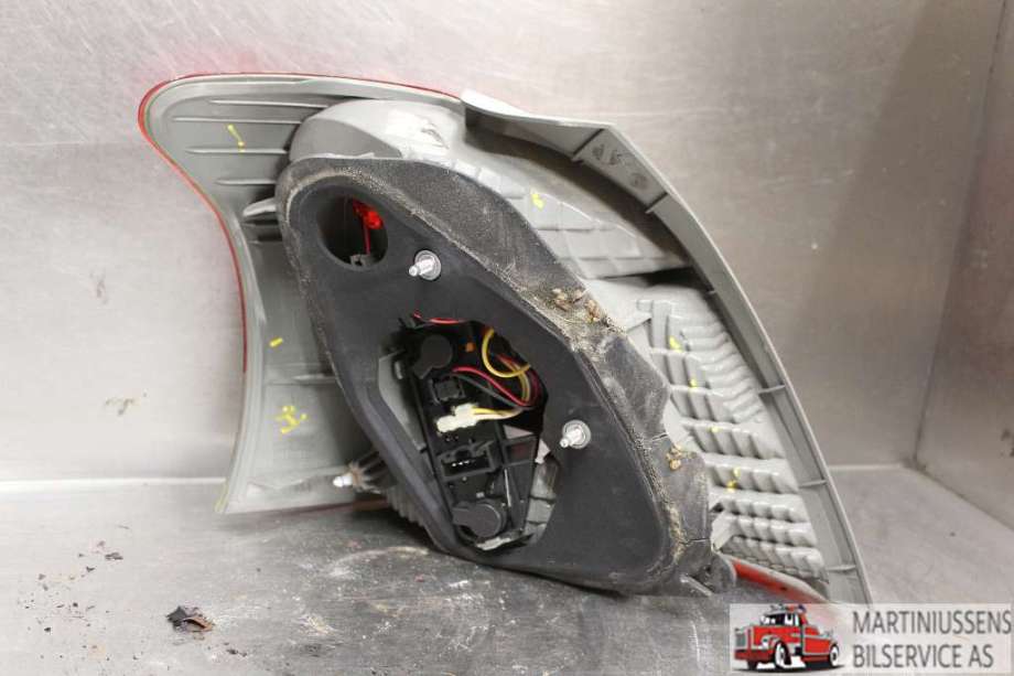 Baklykt høyre til Toyota Yaris 2009-2011 (Type II, Fase 2)  (TOYOTA|)