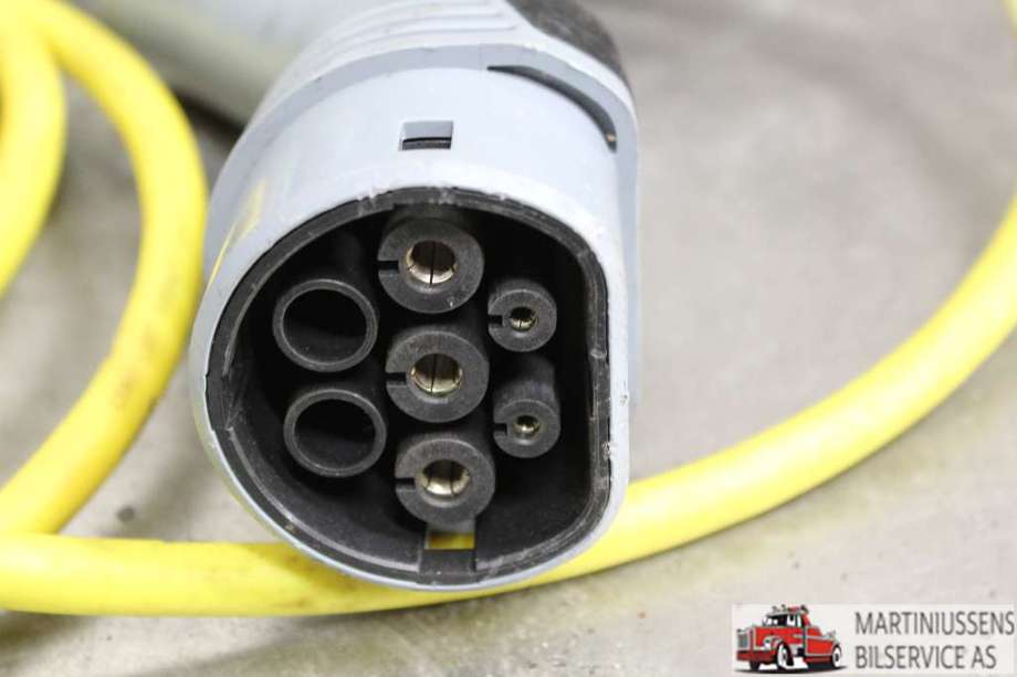 Batterilader kabel til VW e-Golf 2014-2017 (Fase 1)  (VOLKSWAGEN||12E 971 675 AT)