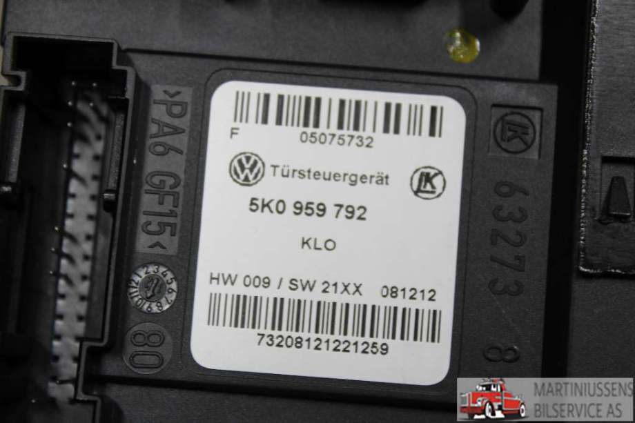 Ruteheis høyre til VW Caddy 2010-2015 (Type III, Fase 2)  (VOLKSWAGEN||5K0 959 792)