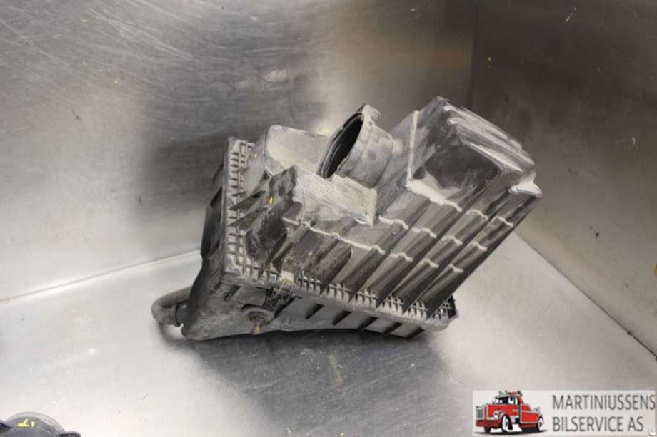 Luftfilterboks til VW Transporter / Caravelle 2003-2009 (Fase 1) (T5) (T5) (VOLKSWAGEN||7H0 129 607 L)