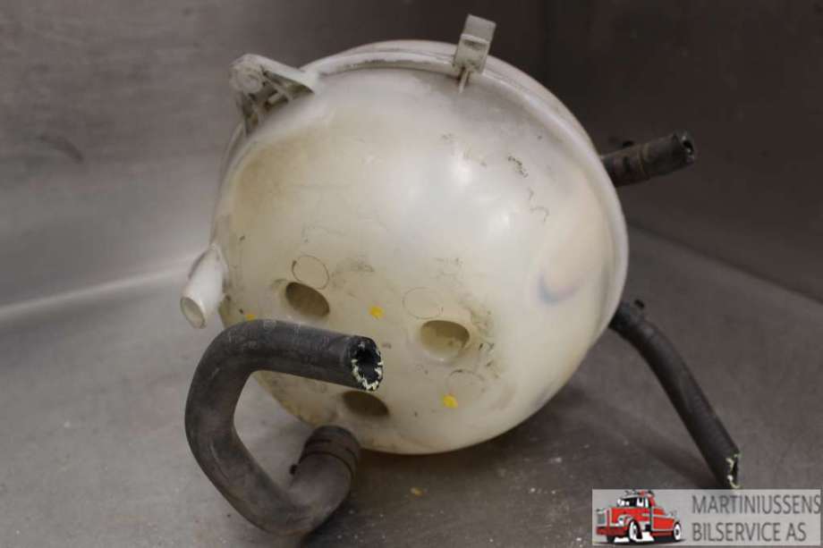 Ekspansjonstank til VW Transporter / Caravelle 2003-2009 (Fase 1) (T5) (T5) (VOLKSWAGEN||7H0 121 407 C)