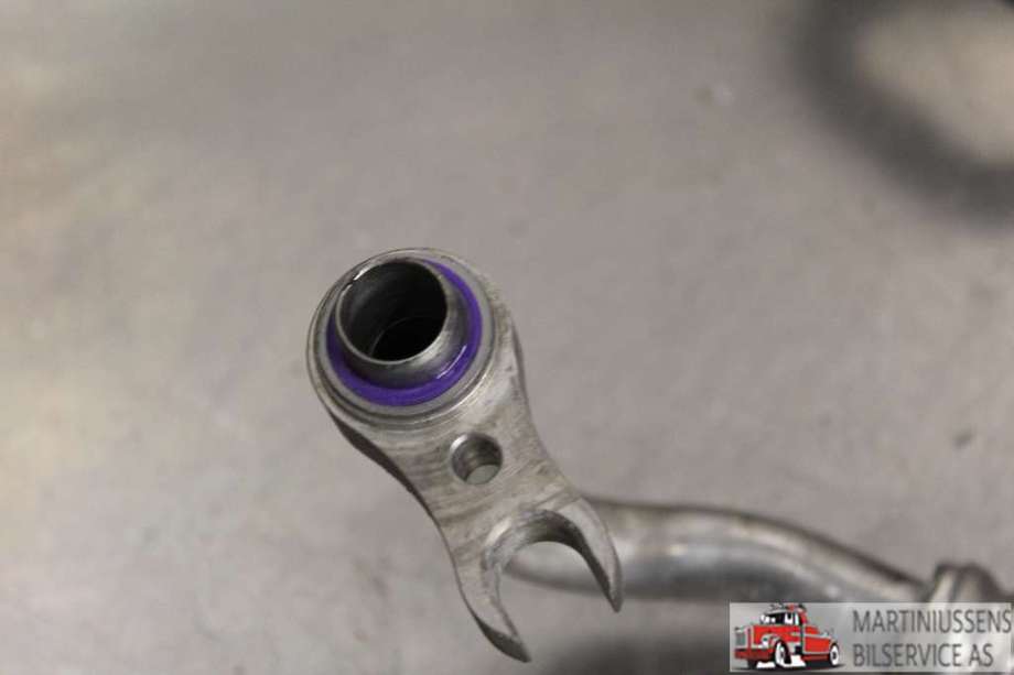 Aircondition rør til Mercedes C-Klasse 2014-2018 (Fase 1) (W205) (W205) (MERCEDES||A 205 830 65 01)