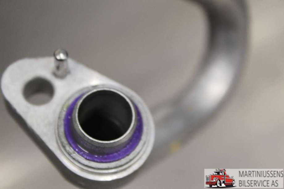 Aircondition rør til Mercedes C-Klasse 2014-2018 (Fase 1) (W205) (W205) (MERCEDES||A 205 830 65 01)