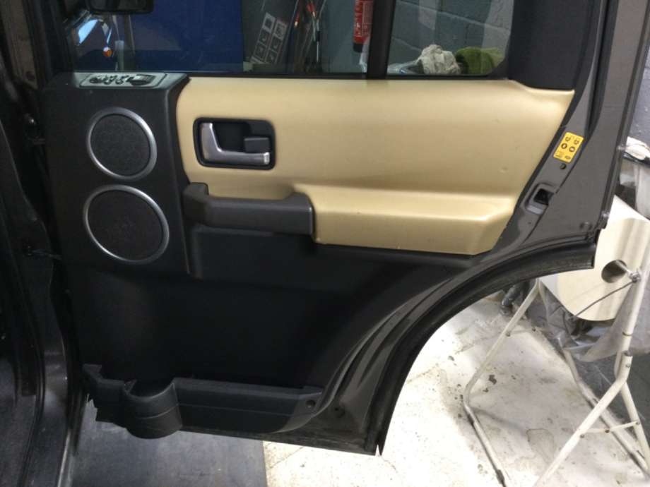 Dørtrekk høyre til Land Rover Discovery, 2005-2009 (Type III)  (LAND-ROVER|)