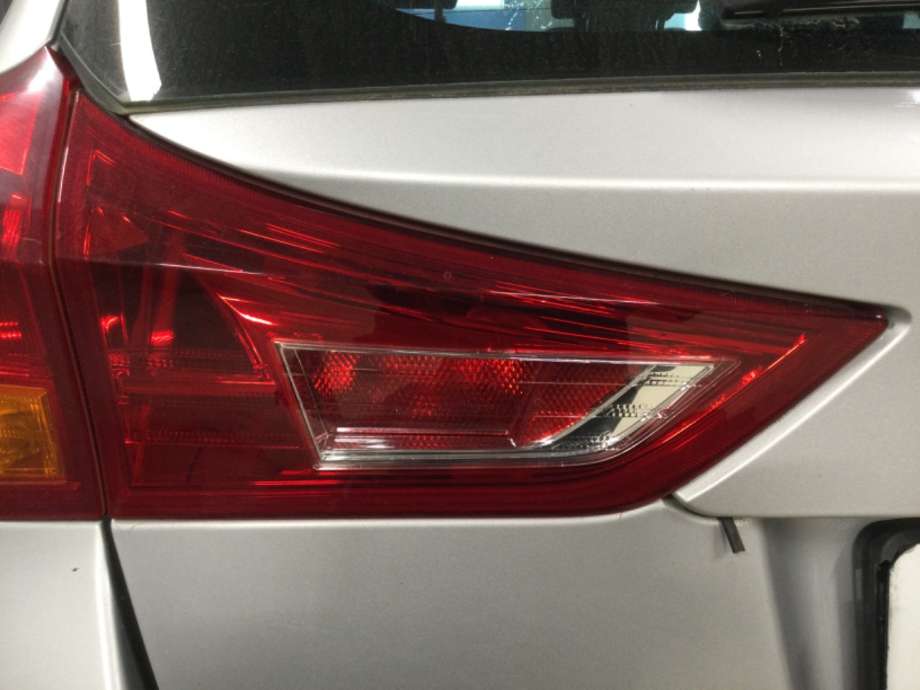 Baklykt venstre indre til Toyota Auris, 2013-2015 (Type II, Fase 1)  (TOYOTA|)