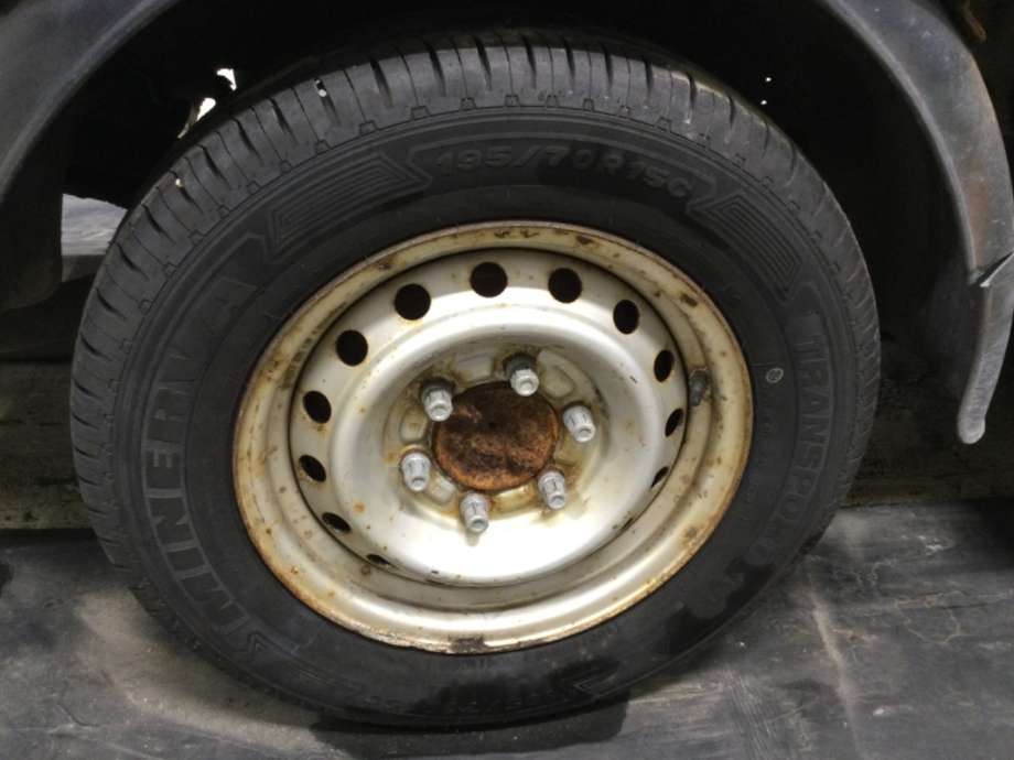 Hjulsett stål sommer til Toyota Dyna 100 1975-->> (TOYOTA|)