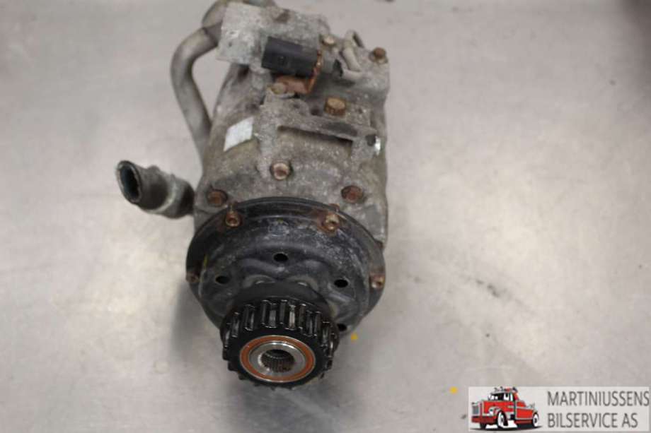 Aircondition kompressor til VW Transporter / Caravelle 2003-2009 (Fase 1) (T5) (T5) (VOLKSWAGEN||7H0 820 805G)